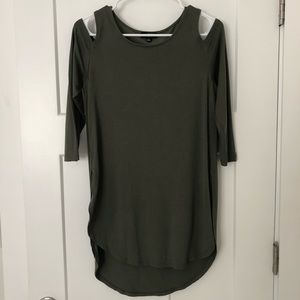 The Limited Green Top w/ Shoulder Cut Outs Sz SM